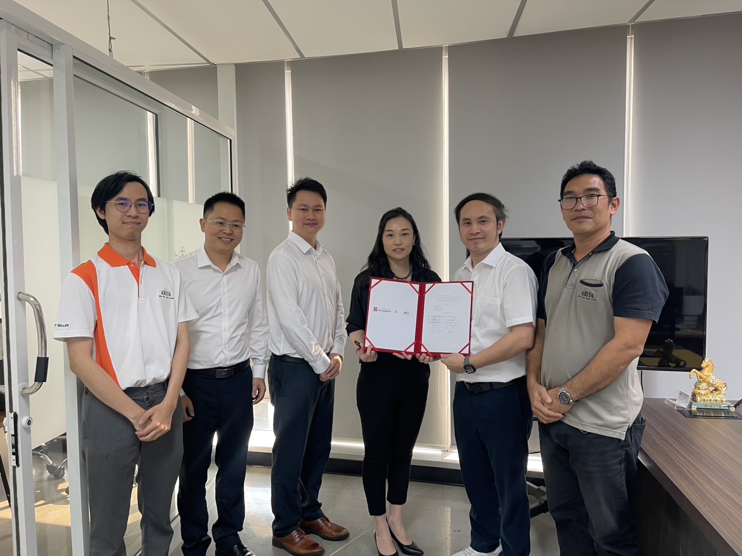 (New) Ariya Bestseller จับมือกับ Hongdian มุ่งสู่อนาคตตลาด Router ครั้งใหม่